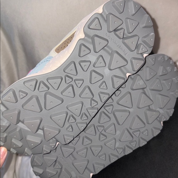 NWT Flower Mountain Yamano 3 Kaiso Sneaker in Multi - Picture 12 of 13